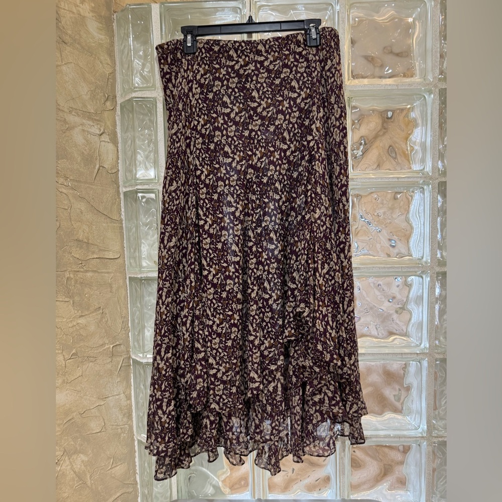 Beautiful cream and burgundy tiered 100% silk skirt.